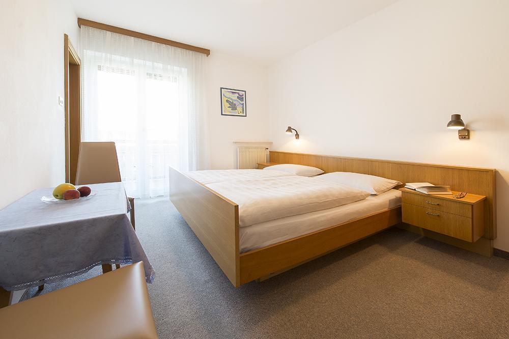 Pension Etschland Tirolo Szoba fotó